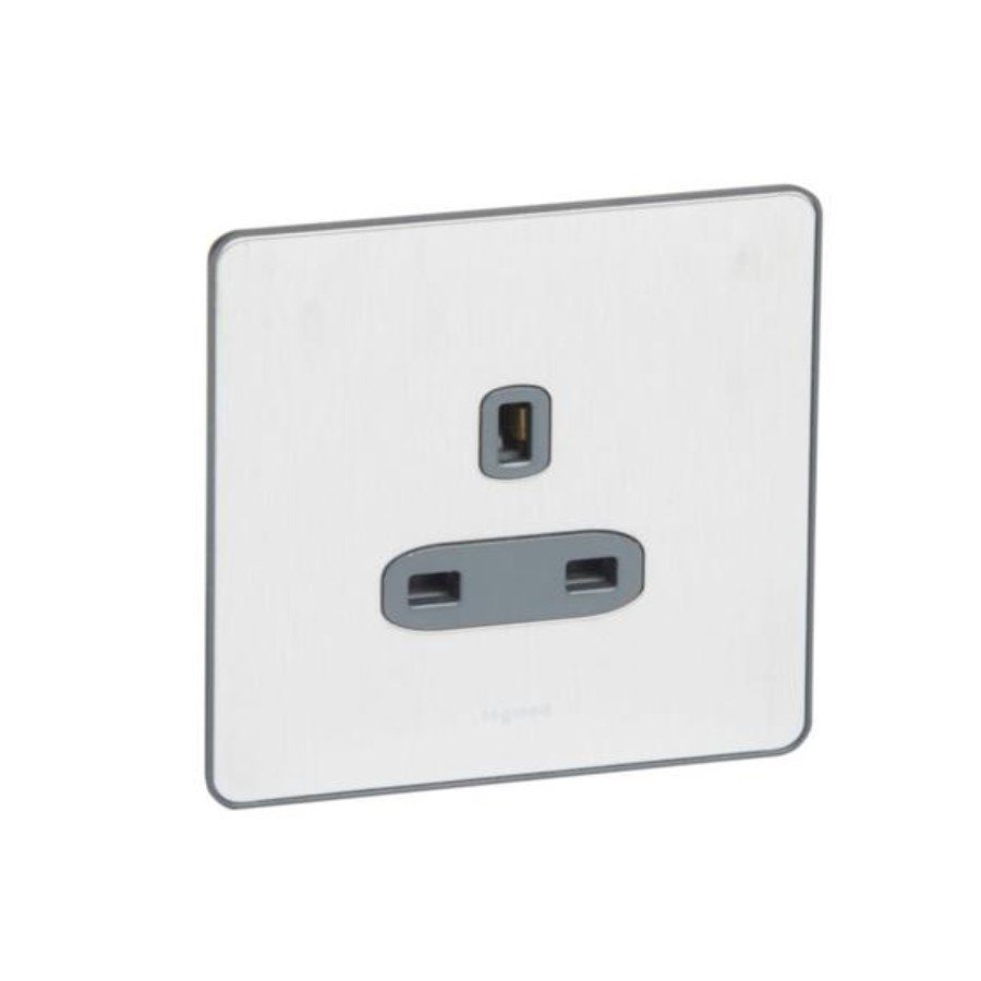 Synergy Socket Legrand 832065 Synergy leek gang unswitched socket outlet 13A