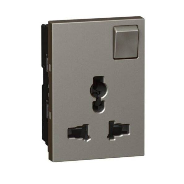 572635 Legrand Multistandard Socket Arteor